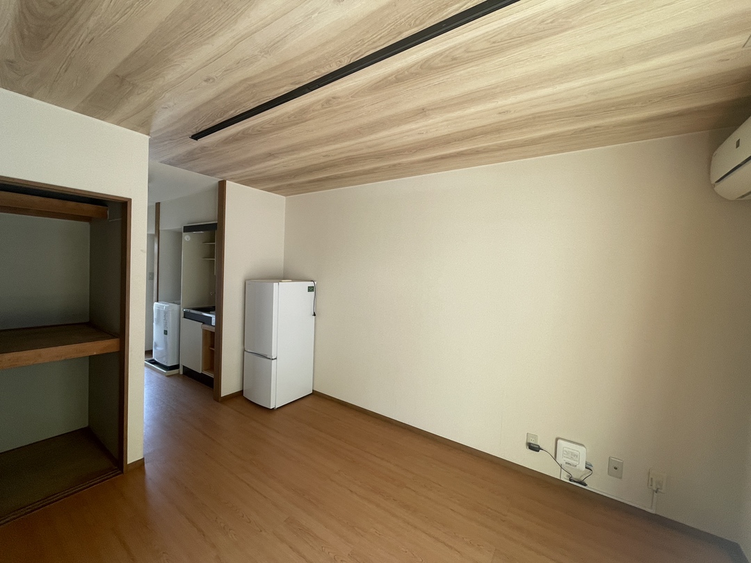 家具家電付きの室内